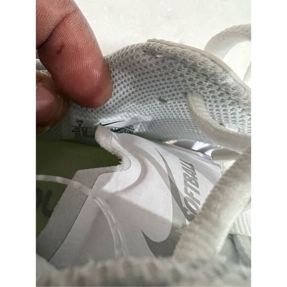 Women's Size 7 Nike  Hyper diamond 4 Elite Softball Cleat CZ5917-100 - Picture 7 of 8